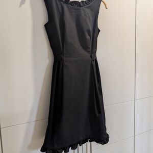 Elegant Black Sleeveless Dress